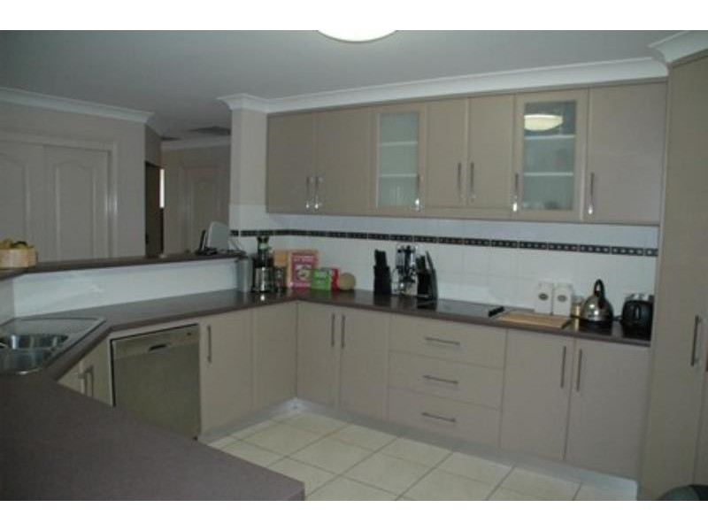 5 Arbory  Cl, Dubbo NSW 2830