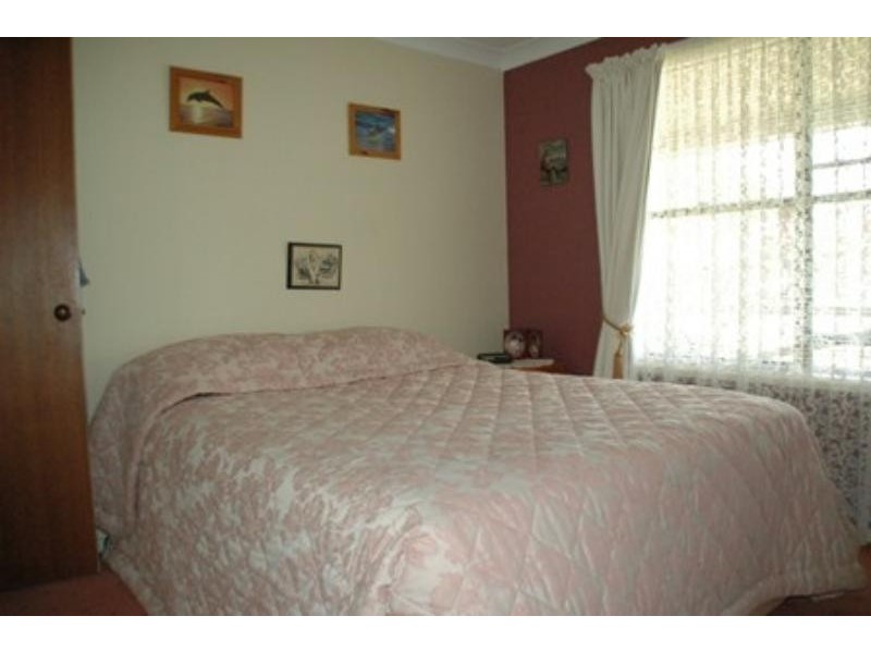 110A  Gobolion  St, Wellington NSW 2820