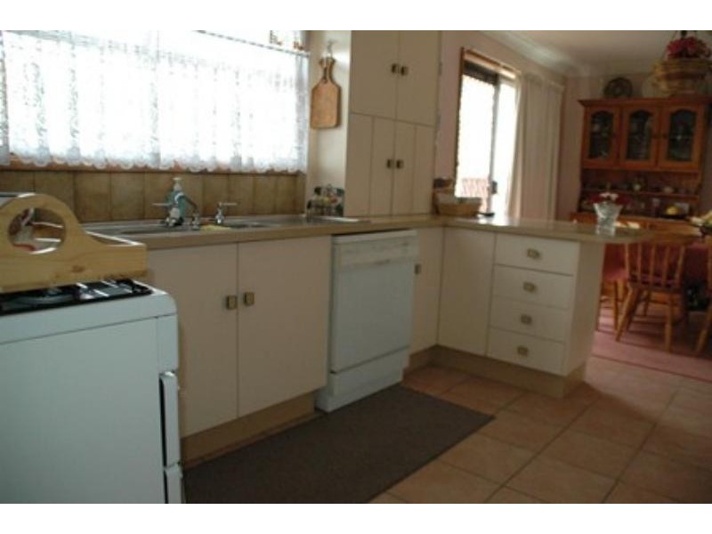 110A  Gobolion  St, Wellington NSW 2820
