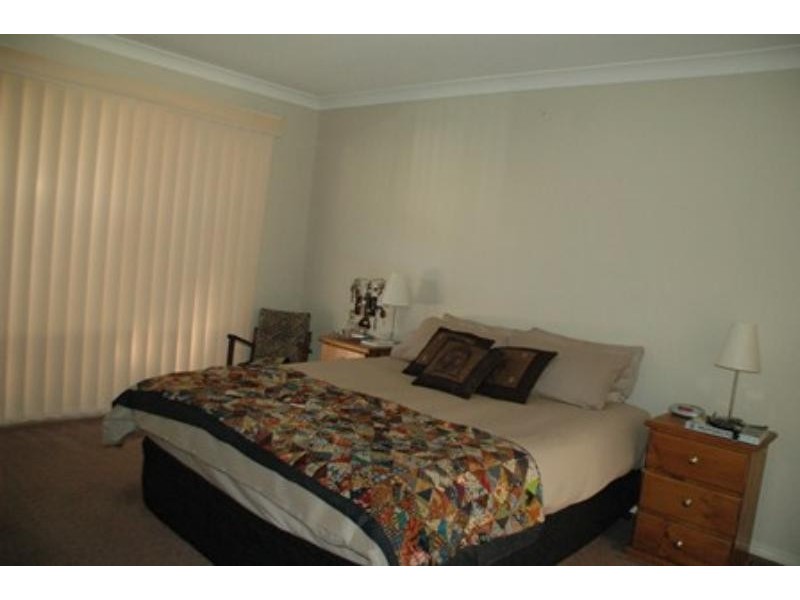 7 Loane  Pl, Dubbo NSW 2830