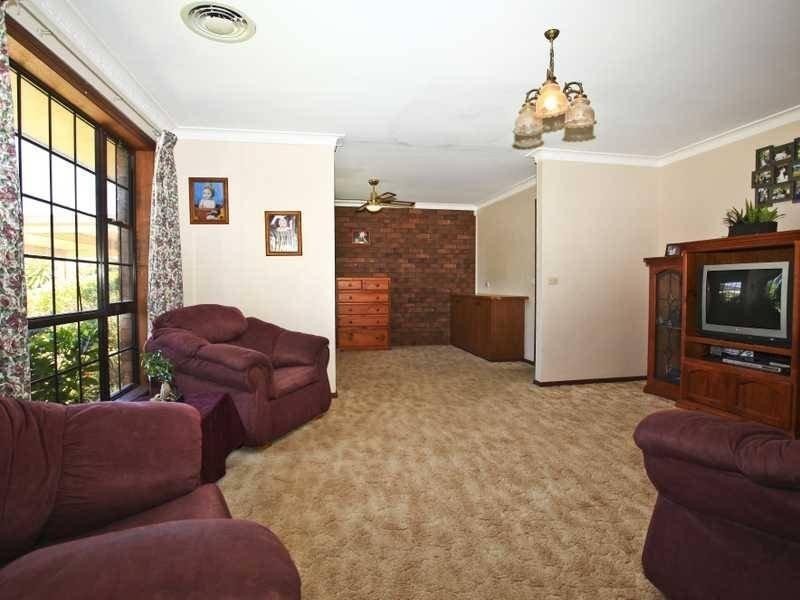 5 Lansdowne Dr, Dubbo NSW 2830