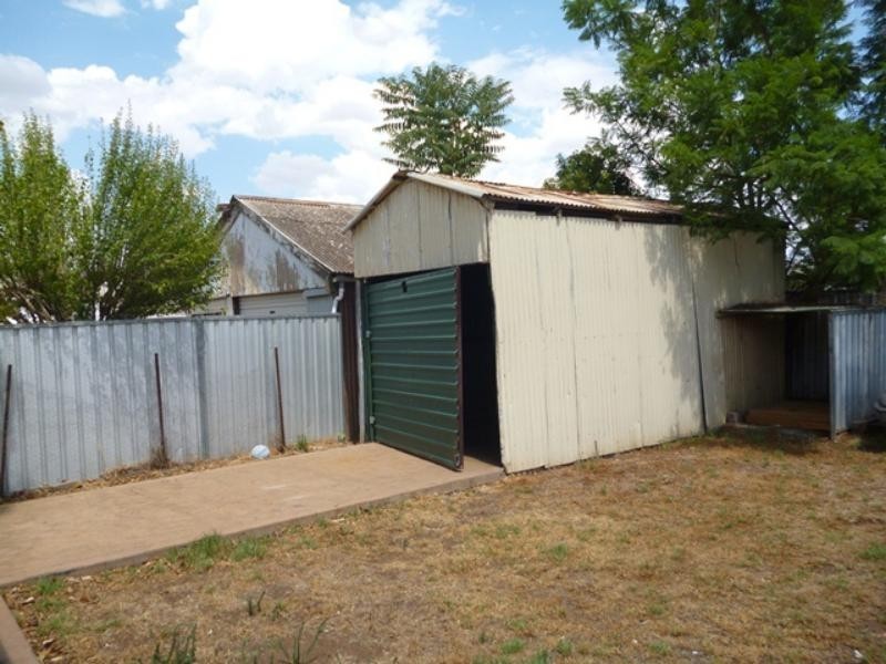 79 Macleay St, Dubbo NSW 2830