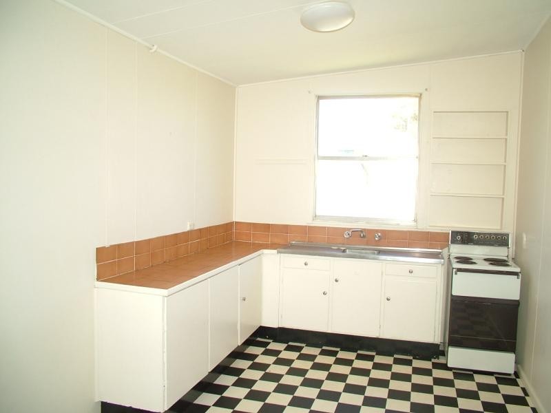 4 Warrie St, Gilgandra NSW 2827