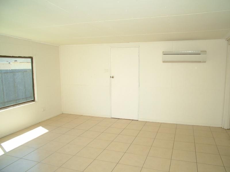 4 Warrie St, Gilgandra NSW 2827