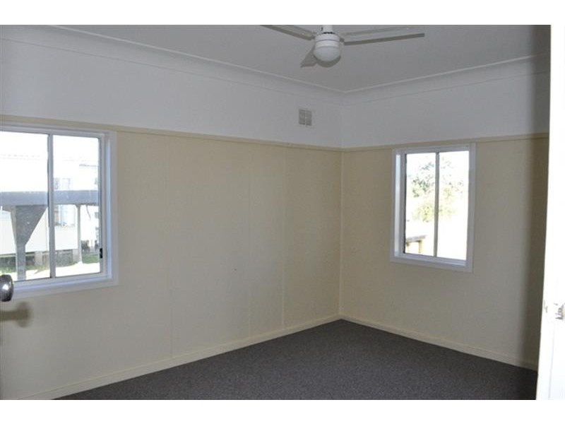10 Marchant St, Mendooran NSW 2842