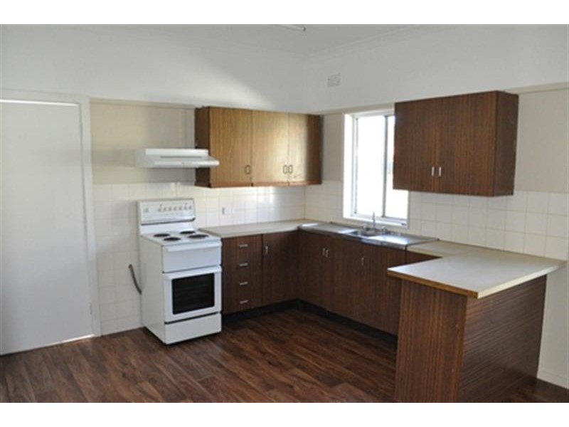 8A Marchant St, Mendooran NSW 2842