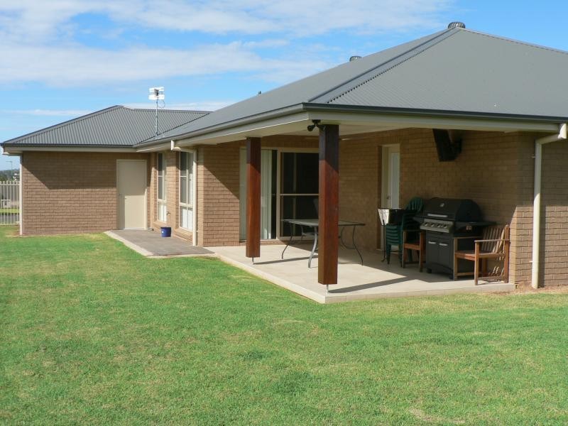 7 Ripple Ct, Dubbo NSW 2830
