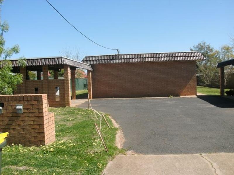 2/23 Jubilee St, Dubbo NSW 2830