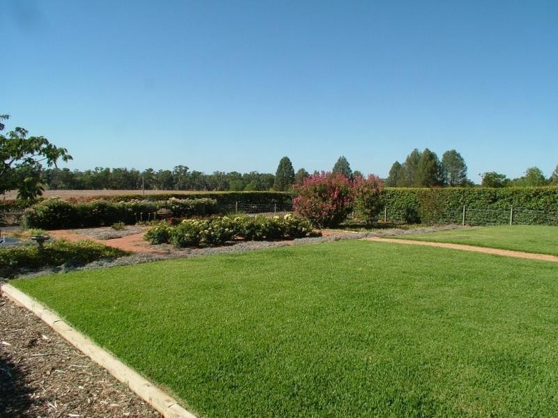 12 R Terra  Dr, Dubbo NSW 2830
