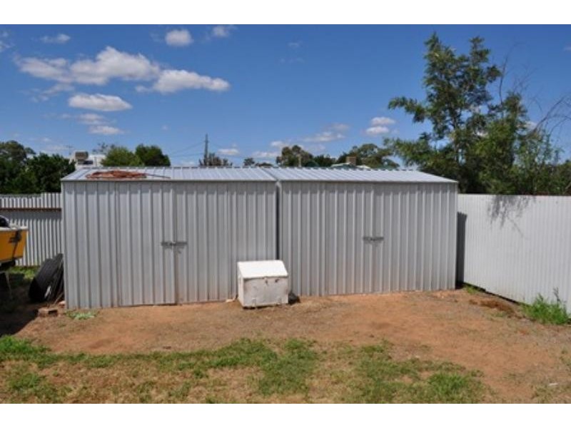 24 Napier St, Mendooran NSW 2842