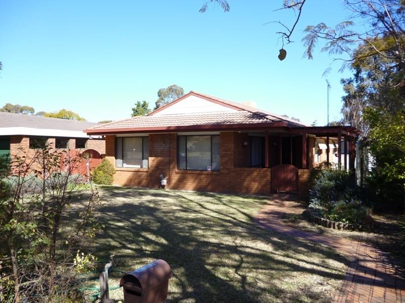 25 Alder Pl, Dubbo NSW 2830