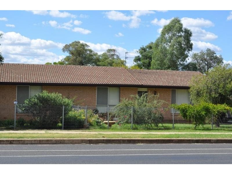 1 & 2/34 Corbett Ave, Dubbo NSW 2830