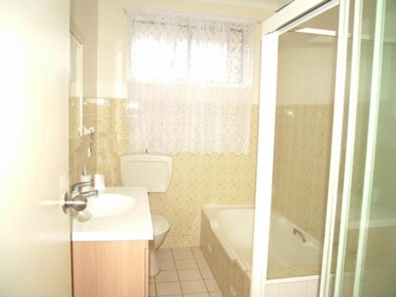 1 & 2/34 Corbett Ave, Dubbo NSW 2830
