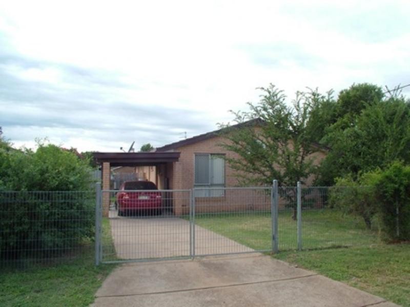 1 & 2/34 Corbett Ave, Dubbo NSW 2830