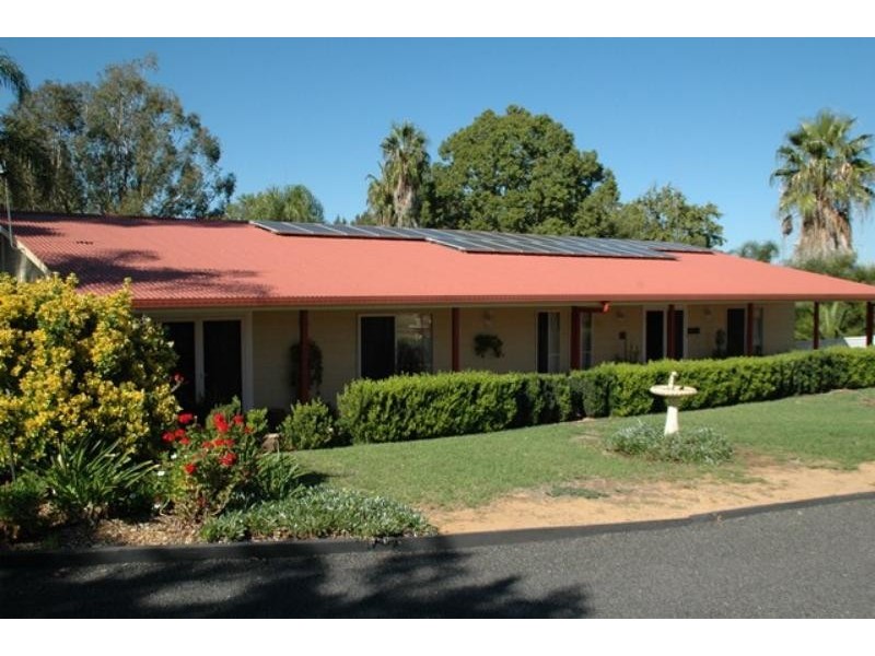 5 Kentucky Ct, Dubbo NSW 2830