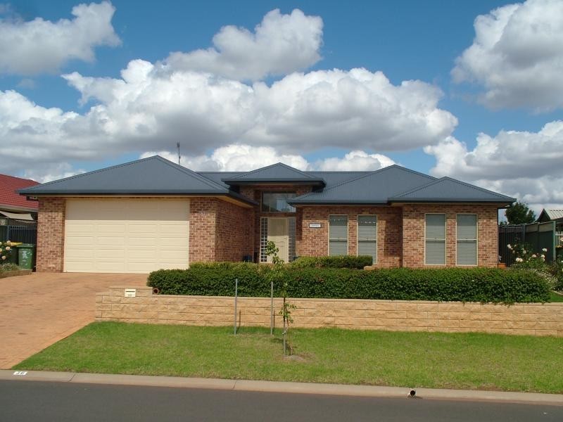 30 Cypress Point Dr, Dubbo NSW 2830