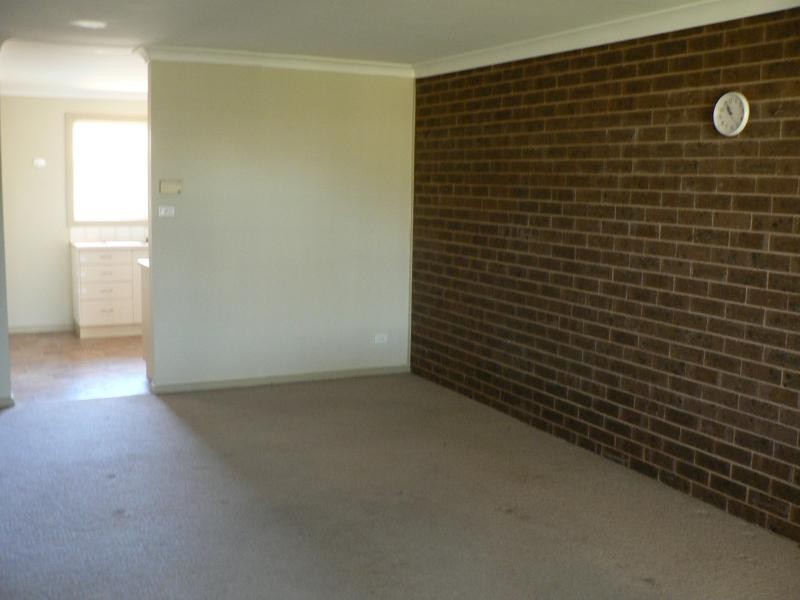 3 Lesley Pl, Dubbo NSW 2830