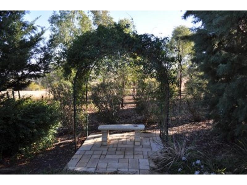 18L Rocky  Rd, Dubbo NSW 2830