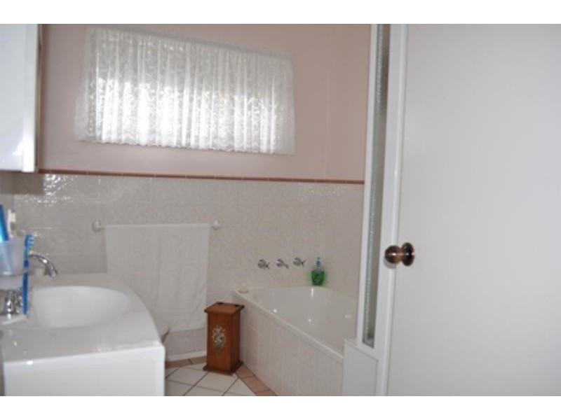 35 Bobs  St, Gilgandra NSW 2827