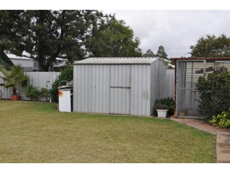 35 Bobs  St, Gilgandra NSW 2827
