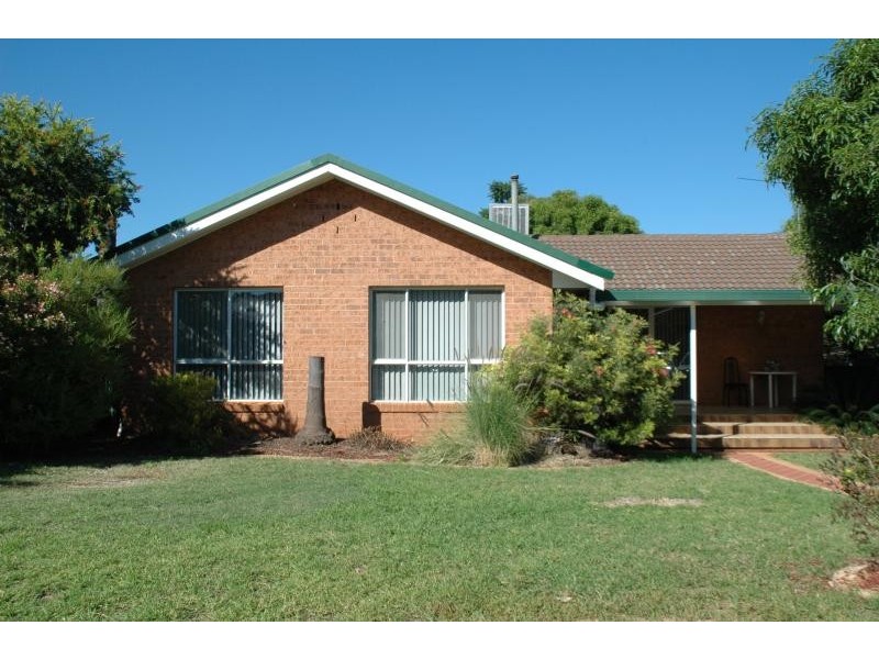 13 Wentworth St, Dubbo NSW 2830