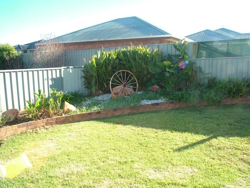 18 Ronald St, Dubbo NSW 2830