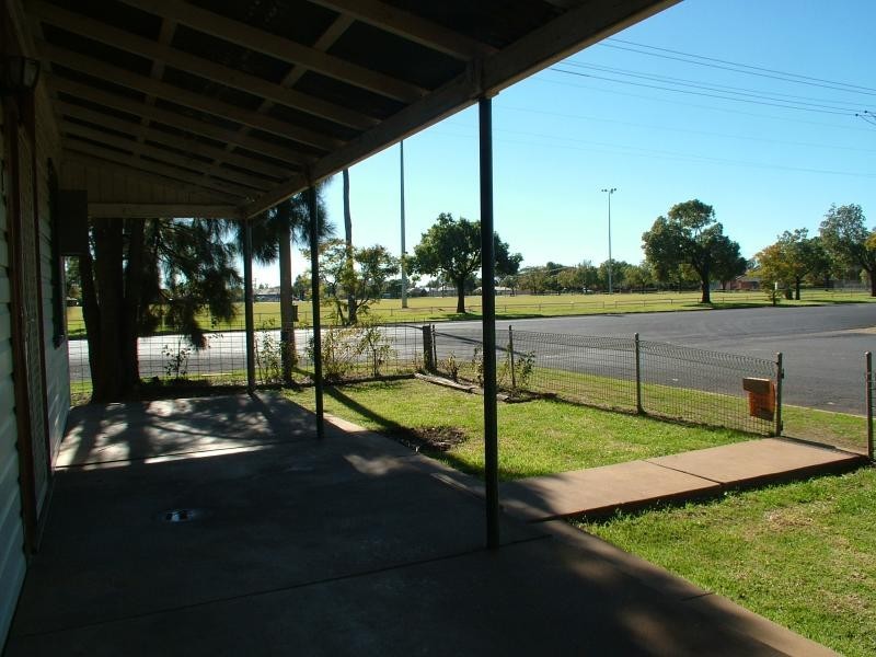 1 Pozieres  St, Dubbo NSW 2830
