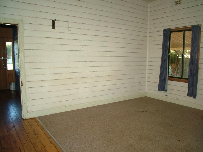 1 Pozieres  St, Dubbo NSW 2830