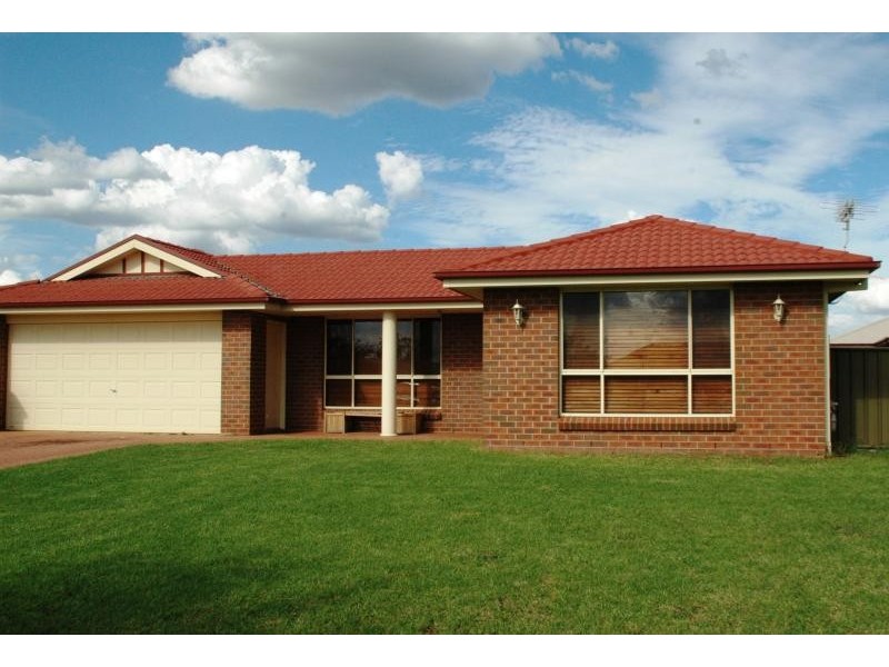 89 Twickenham Dr, Dubbo NSW 2830