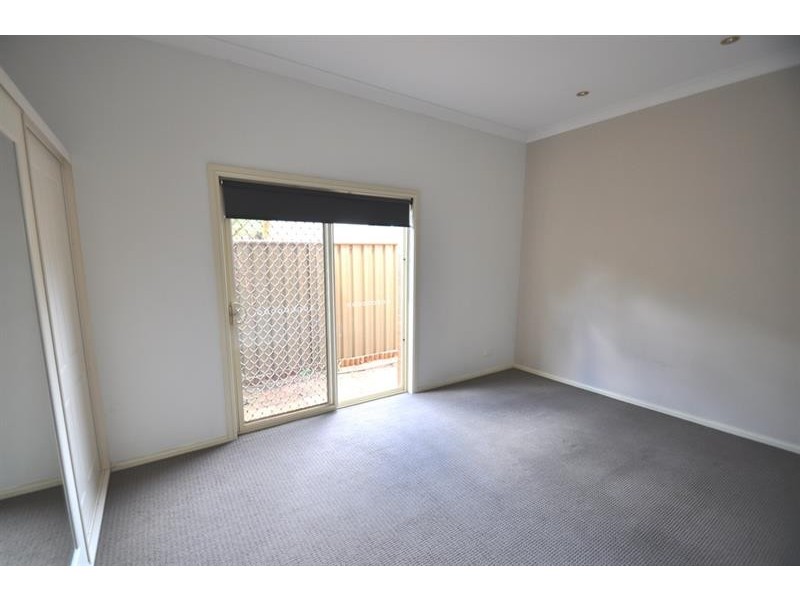 1 Lancaster Park Pl, Dubbo NSW 2830