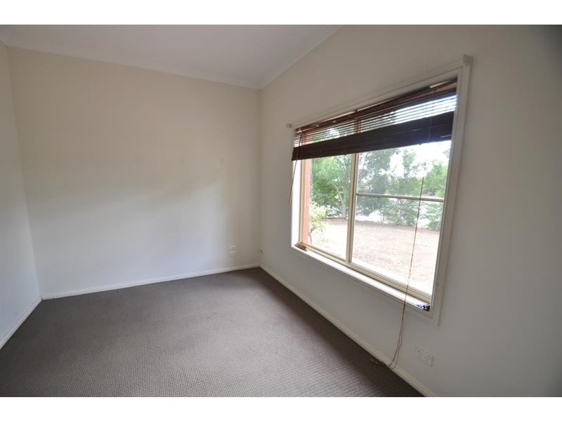 1 Lancaster Park Pl, Dubbo NSW 2830