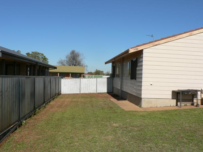 27 Salter Dr, Dubbo NSW 2830