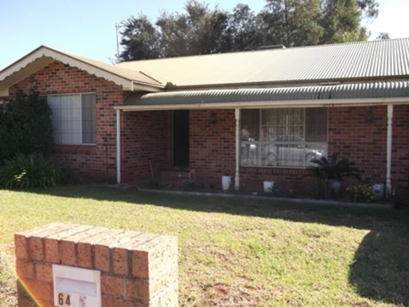 1/64 Birch Ave, Dubbo NSW 2830