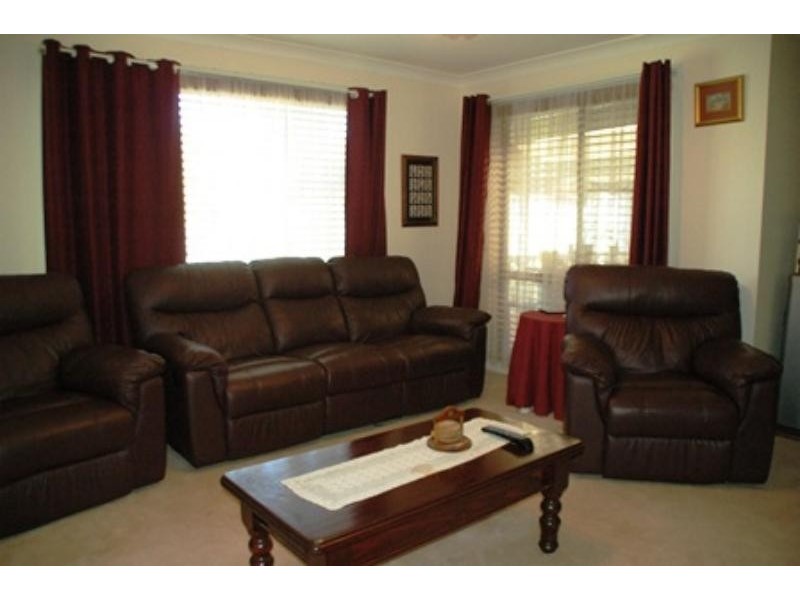 21 Castlereagh Ave, Dubbo NSW 2830