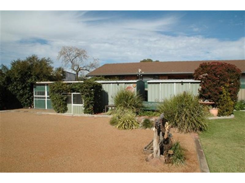 167 Alagalah St, Narromine NSW 2821