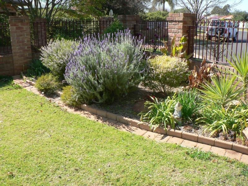 60 York St, Dubbo NSW 2830