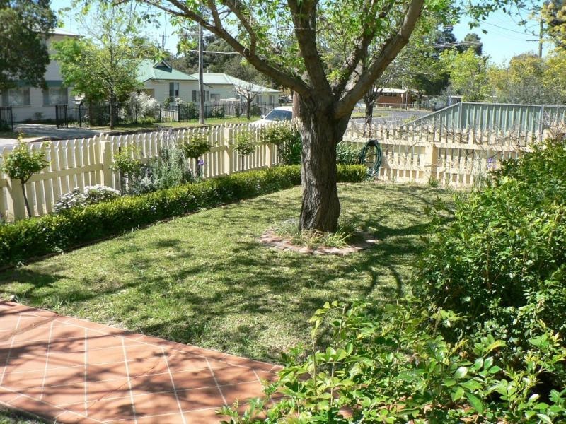 27 Goode St, Dubbo NSW 2830