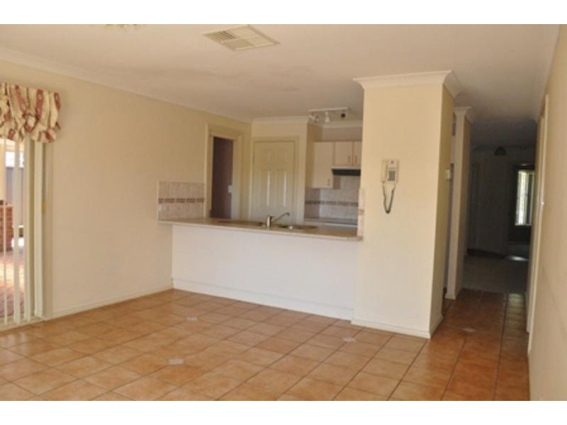 50 Websdale Dr, Dubbo NSW 2830