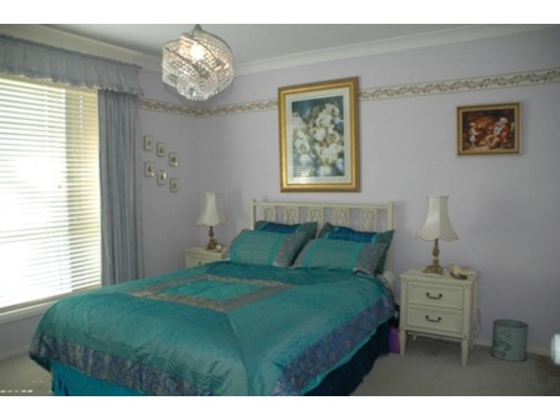 5 Andrew Pl, Dubbo NSW 2830