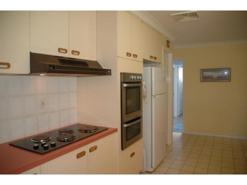 5 Andrew Pl, Dubbo NSW 2830