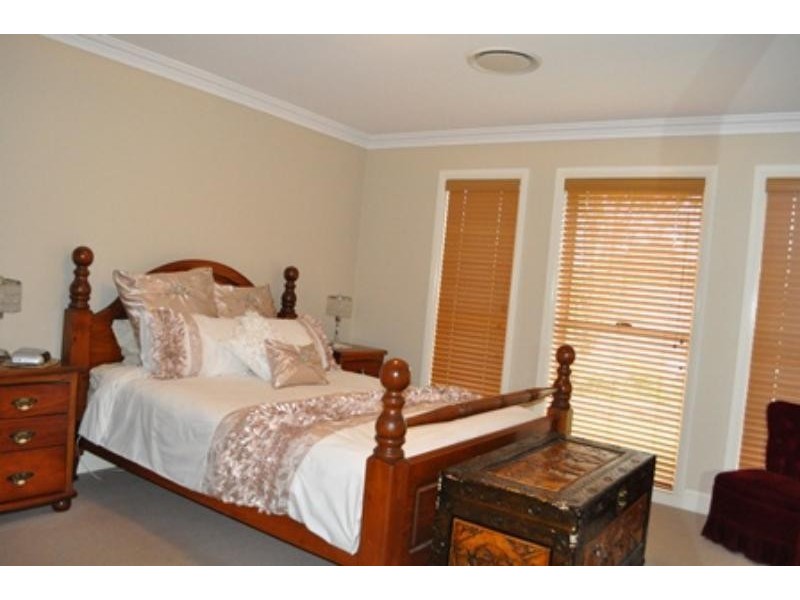 7 Manning Pl, Dubbo NSW 2830