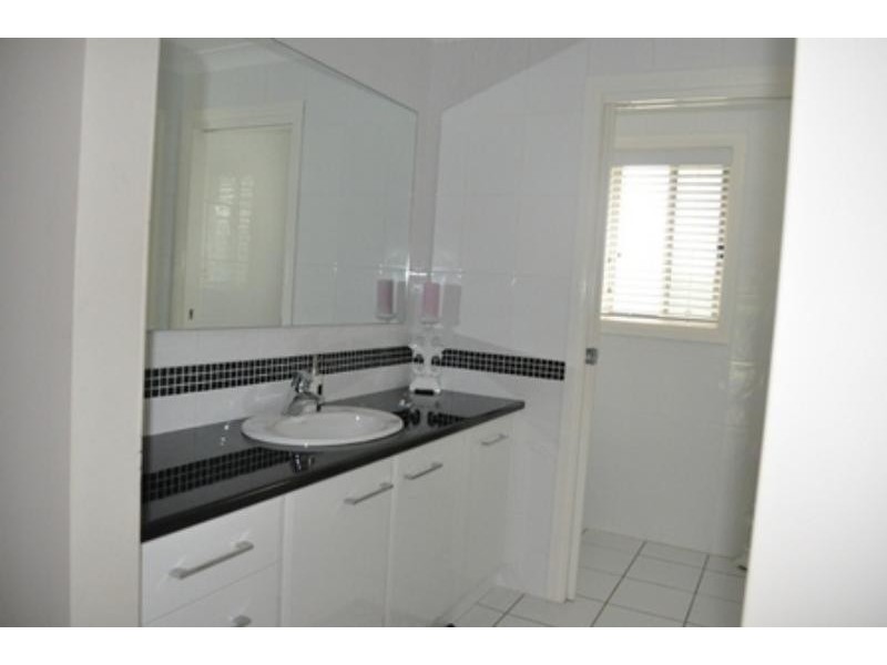 7 Manning Pl, Dubbo NSW 2830