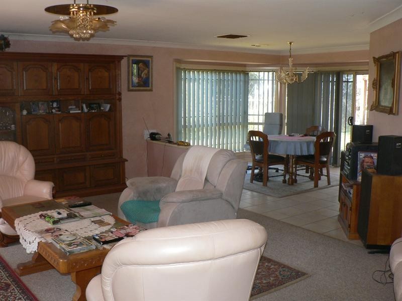 19 Catchpole Cl, Dubbo NSW 2830