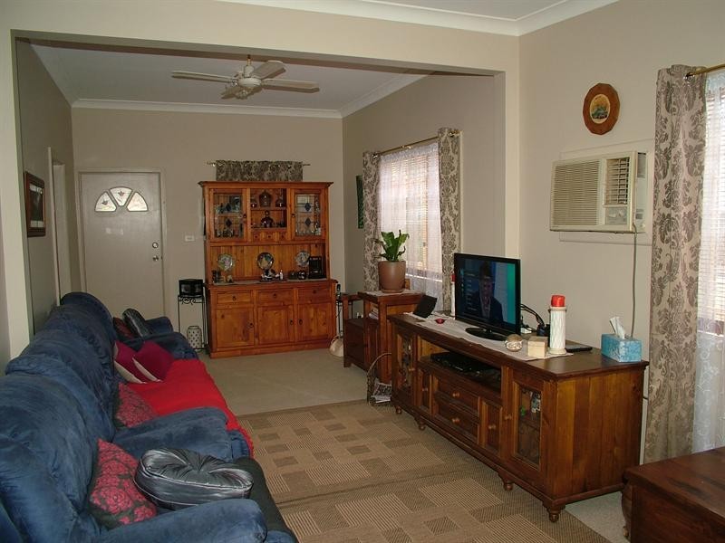 31 Merilba St, Narromine NSW 2821