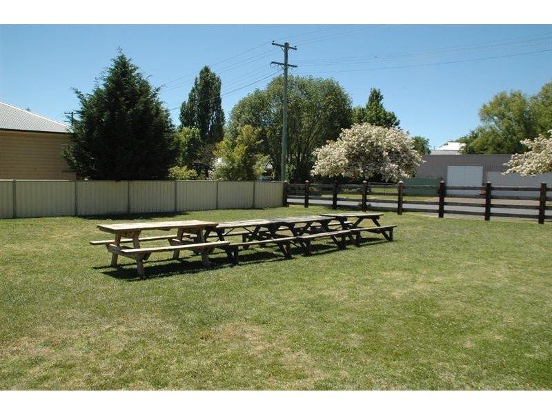 20 Elliott  St, Millthorpe NSW 2798