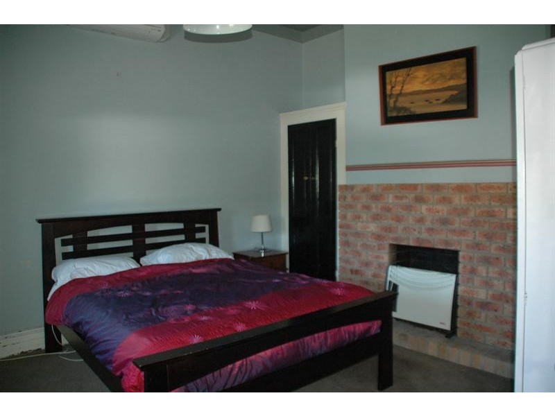 20 Elliott  St, Millthorpe NSW 2798