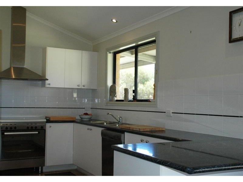 8 Torryburn Way, Dubbo NSW 2830