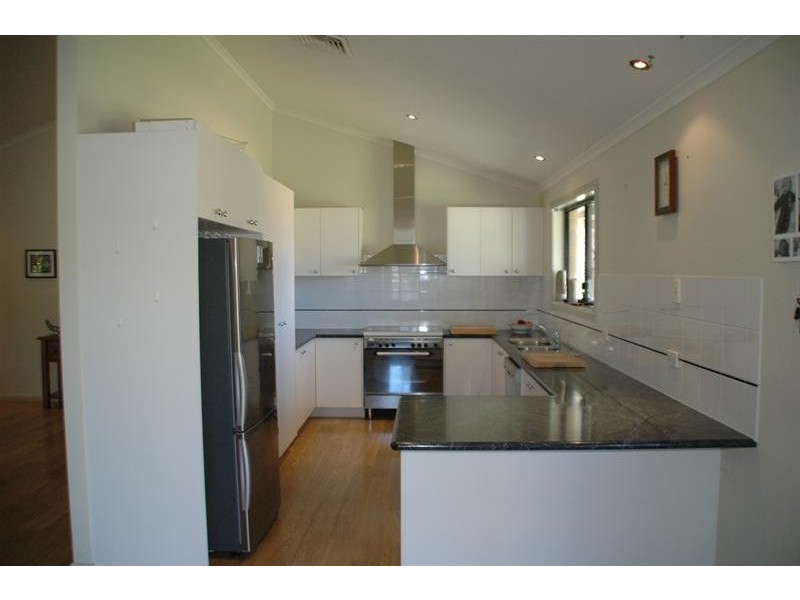 8 Torryburn Way, Dubbo NSW 2830