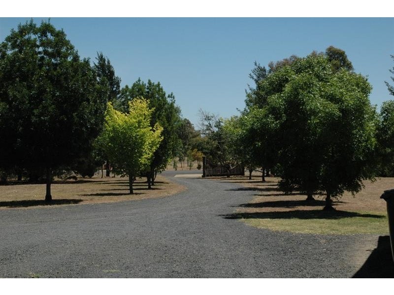 8 Torryburn Way, Dubbo NSW 2830