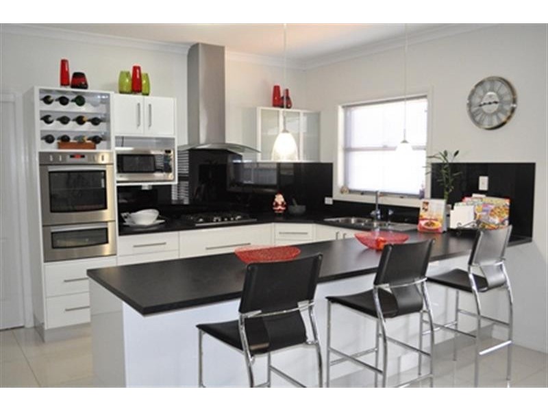 72 Dunheved  Cir, Dubbo NSW 2830